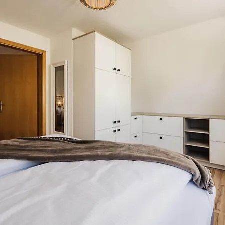 Kleiner Sanddorn شقة زنغست